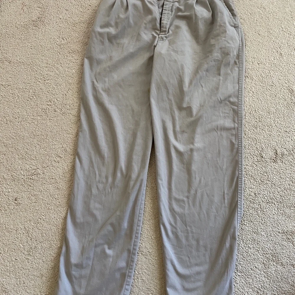 Men's Casual Straight-Leg Pants in Light Gray